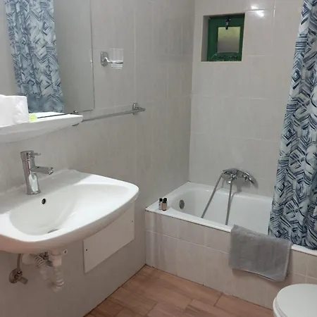 Maestro Apartment *