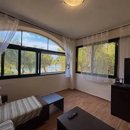 Maestro Apartament Gouvia